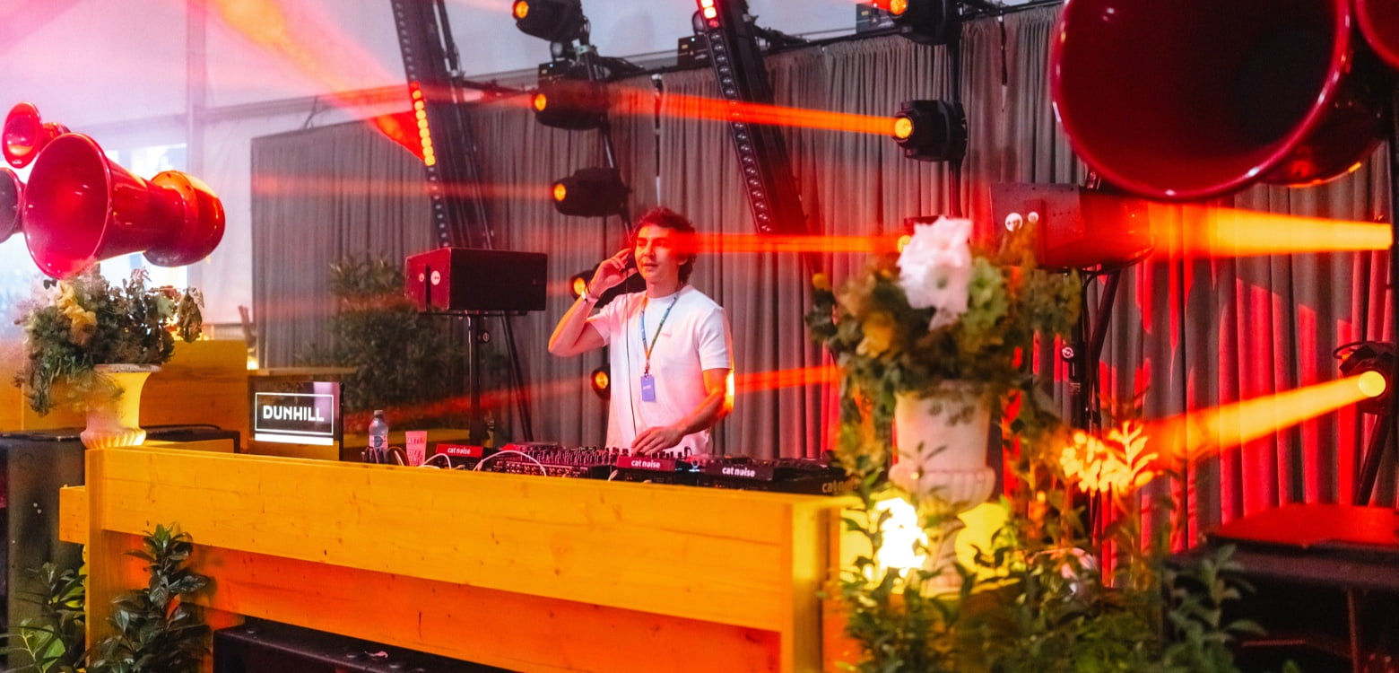 dj banner